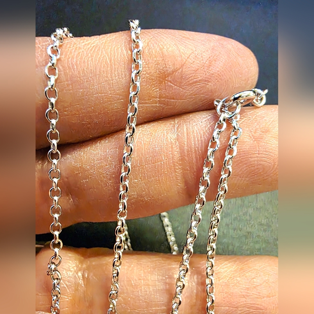 π18k White Gold Rolo Chain - Picture 2 of 3